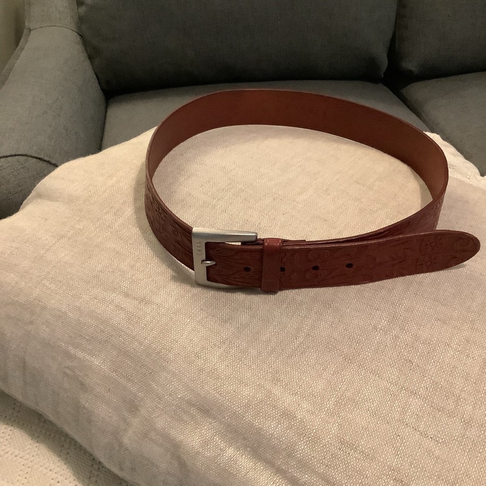 Ralph Lauren leather belt. 40” length 1 1/2” wide Hand-tooled